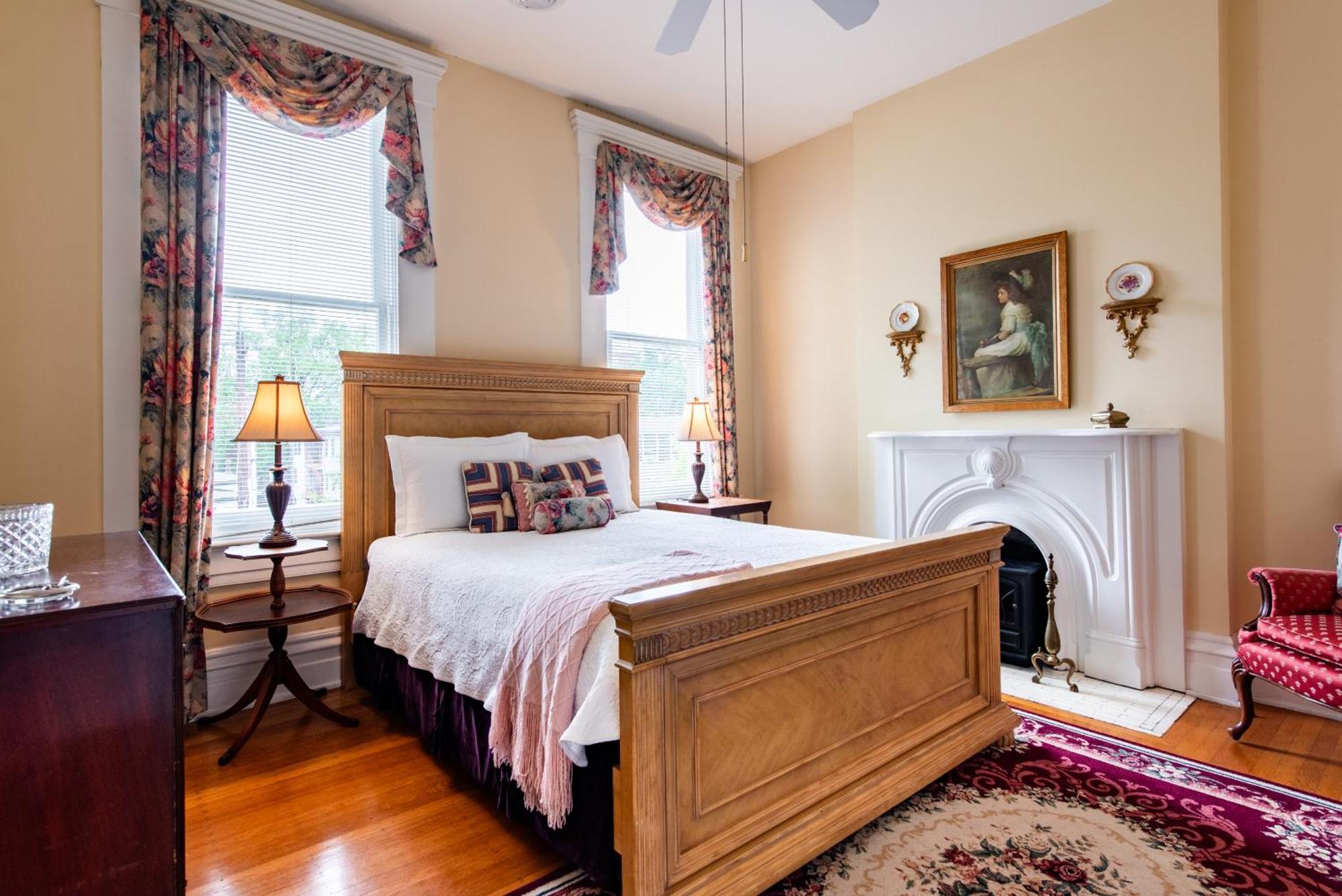 Dupont Mansion Bed & Breakfast Louisville Esterno foto