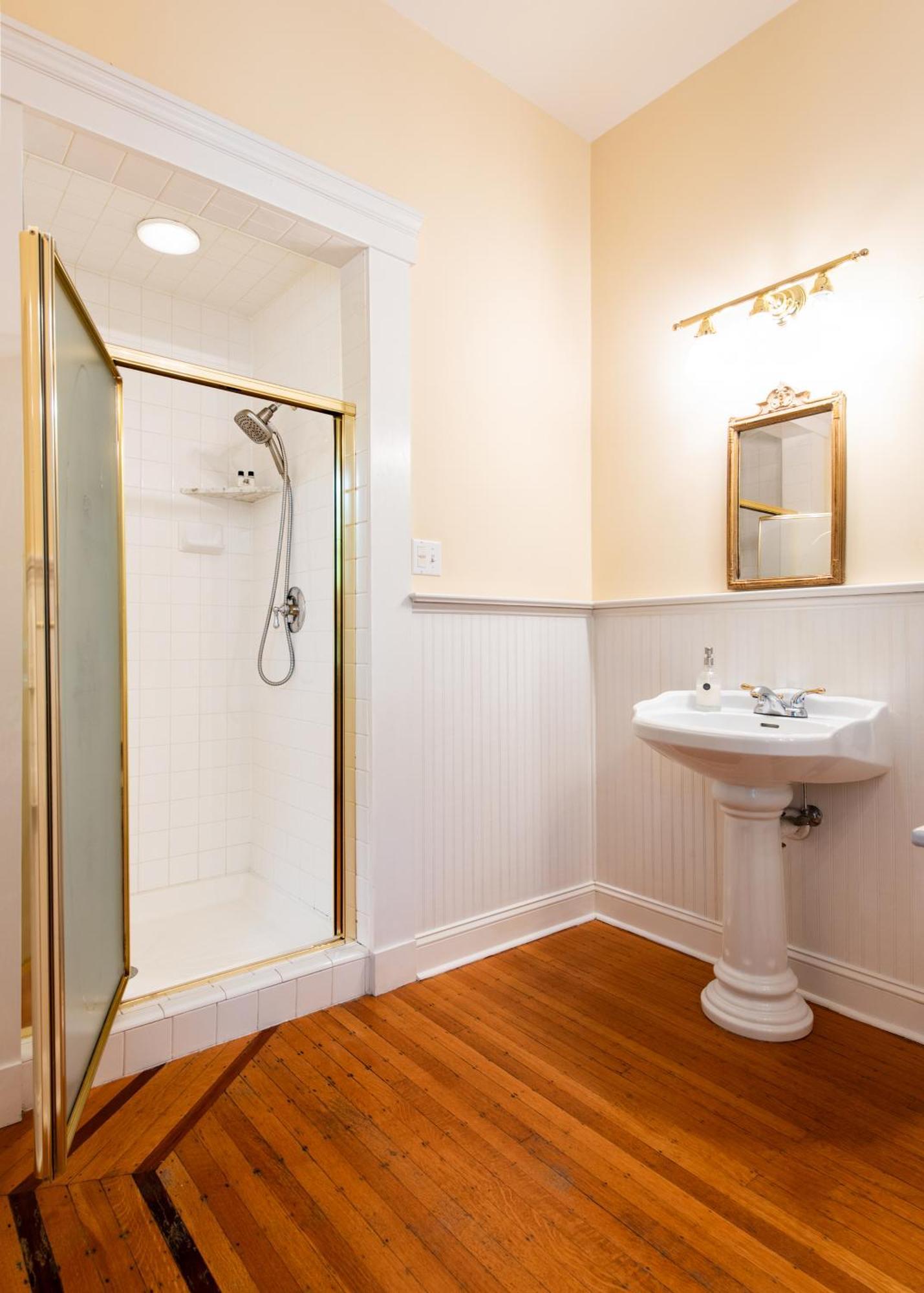 Dupont Mansion Bed & Breakfast Louisville Esterno foto